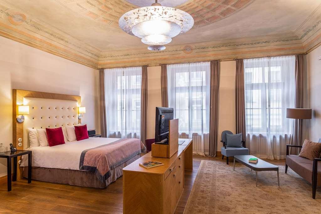Dome Hotell